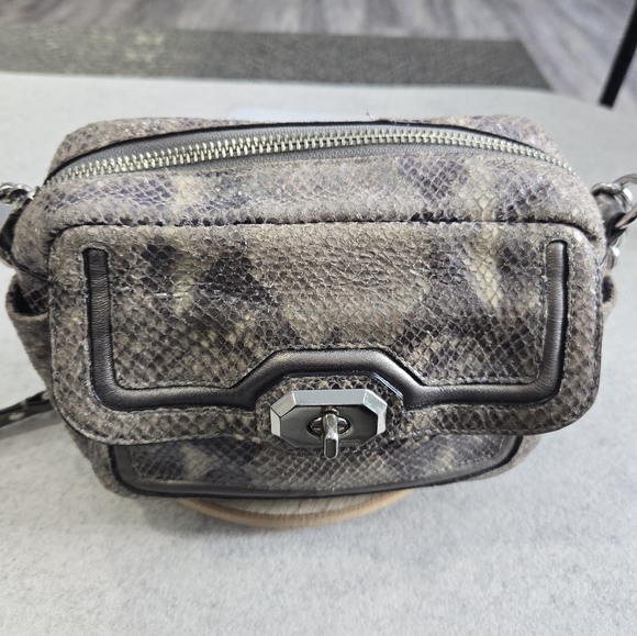 🐢 Coach F24849 Campbell Exotic Snakeskin Crossbody Bag - Picture 8 of 15